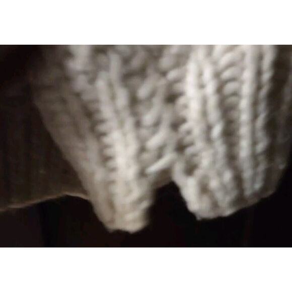 Venecia Imports Womens Large Cable Fisherman Wool Thick Grandpa Chunky Sweater - Picture 10 of 10